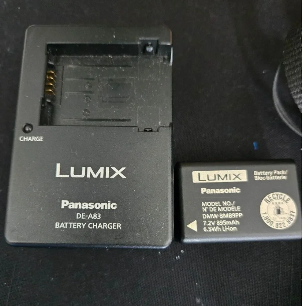 Panasonic Lumix DMC‑FZ40 Digital Camera 14.1MP 24x Zoom – Charger, Battery